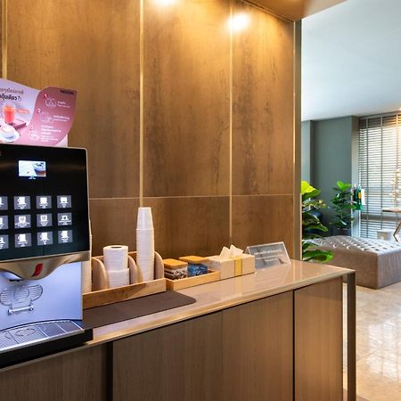 Hi Sotel - Sha Plus Bangkok Eksteriør bilde